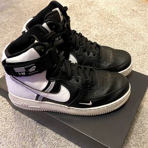 Air Force Ones - 8.5 - Used - Black/White
